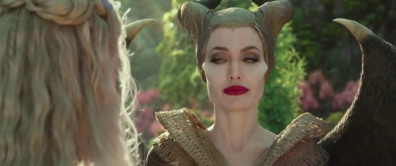 дэвид гяси малефисента. роберт линдсей малефисента. владычица тьмы. малефисента владычица тьмы ворон. малефисента владычица тьмы мишель пфайффер.