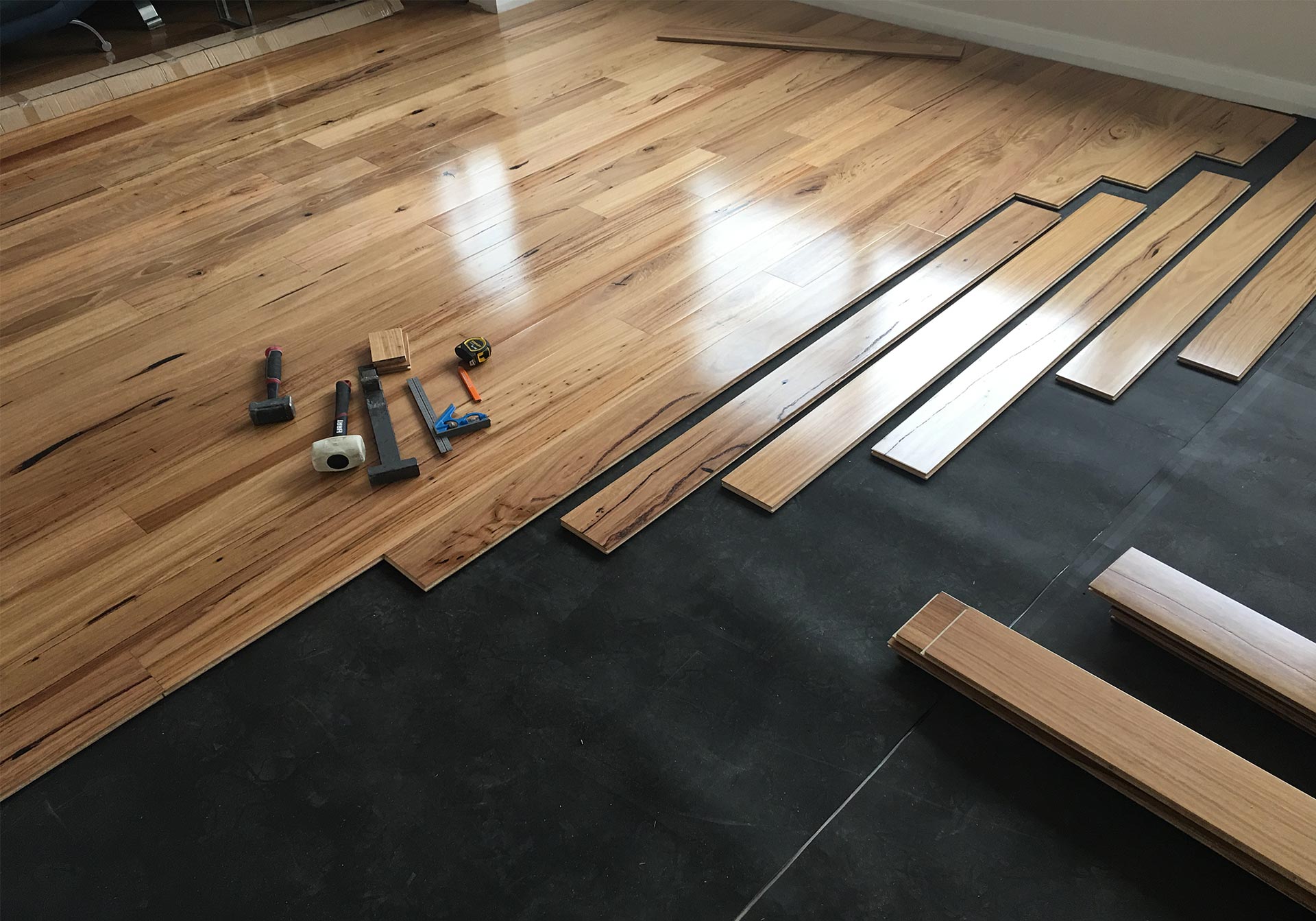 Hybrid Flooring Hoppers Crossing