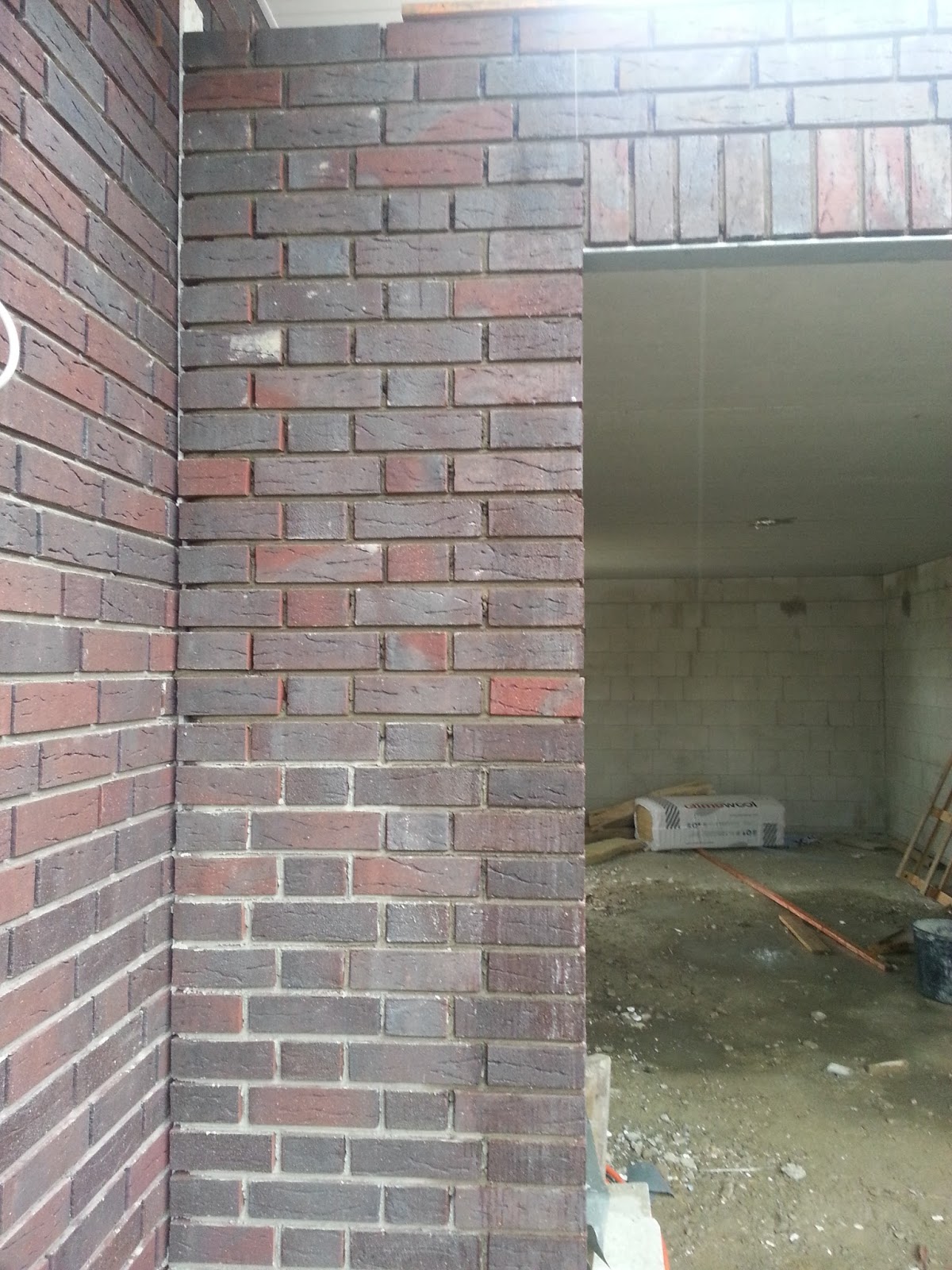 Ralf & Natalie's Baublog: Garage fertig verblendet & Vorarbeiten für
