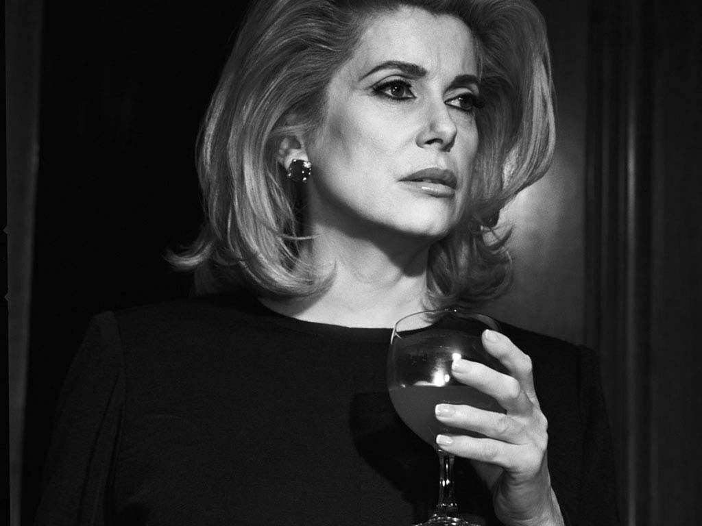 Catherine Deneuve Wallpapers ~ All celebrities Wallpaper