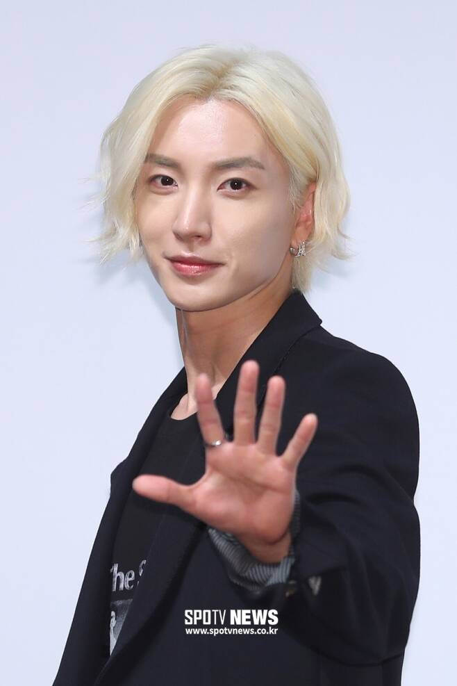 Super Junior leader Lee Teuk will leave the "Best Cooking Secret" after