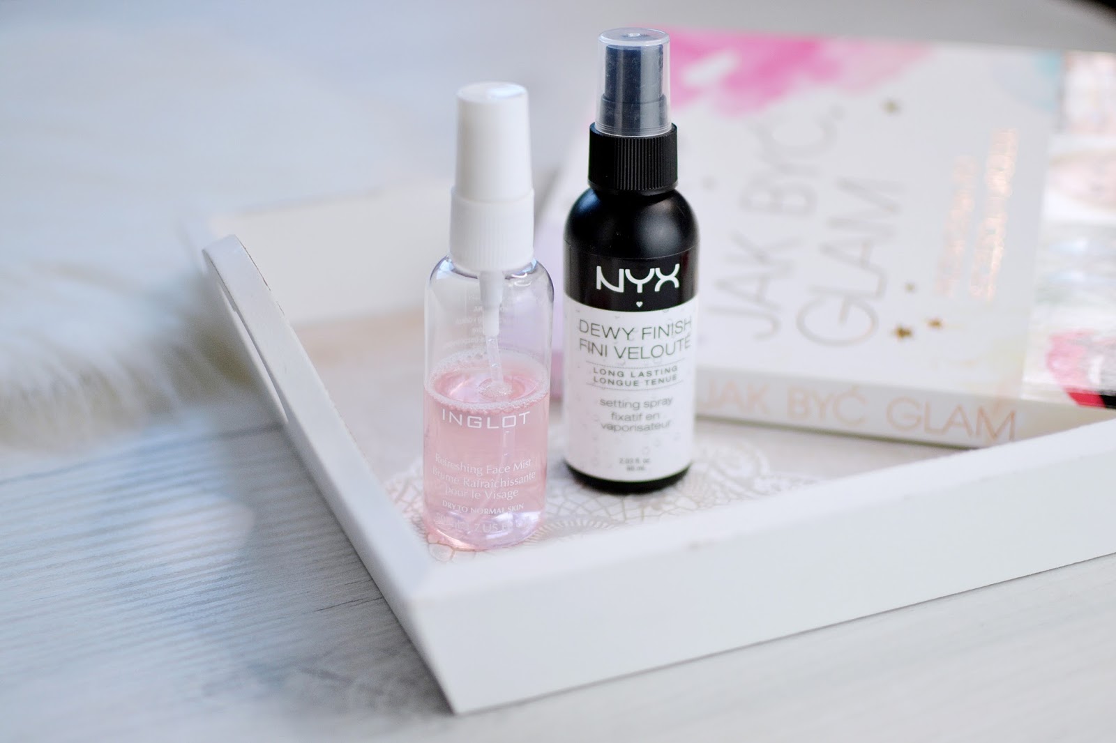 ABC MAKIJAŻU UTRWALACZE (SETTING SPRAY VS FIXER)