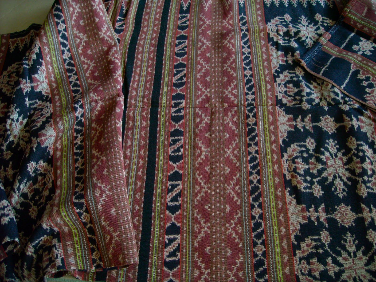 BaliRain: Ikat Fabric, East Indonesia