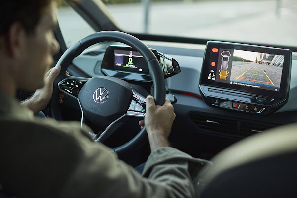 VW ID3 eleito melhor carro premium até € 50 mil - Alemanha