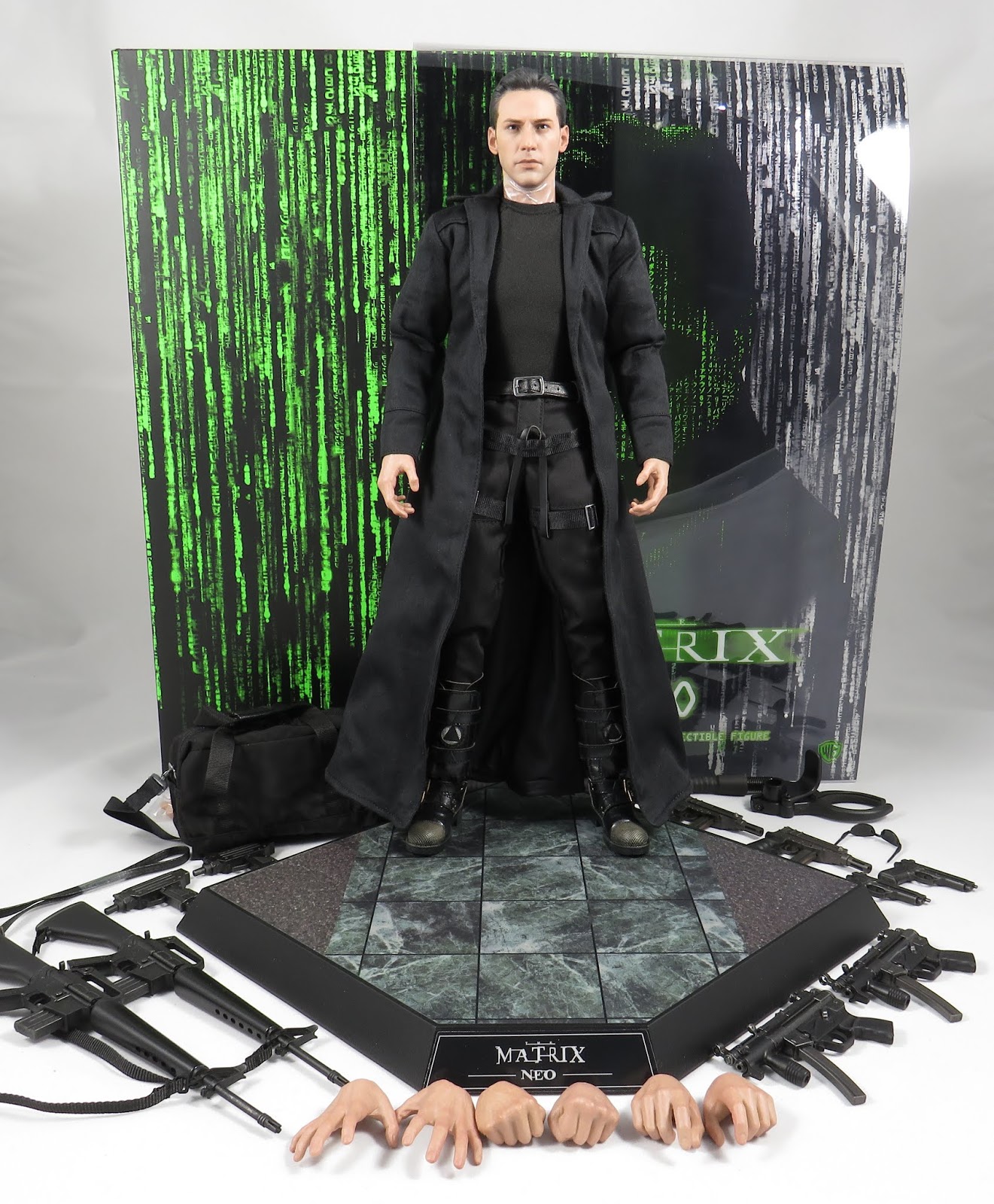 hot toys neo matrix