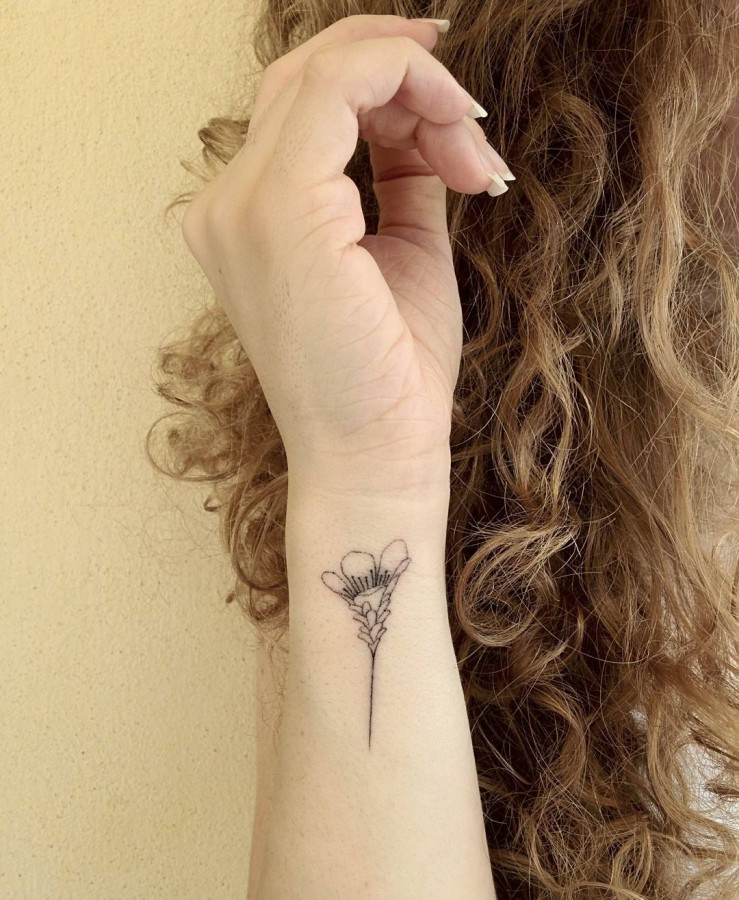 35 Tato Bunga Hitam Buat Wanita Tattoo Magz 35 Tato Bunga Hitam