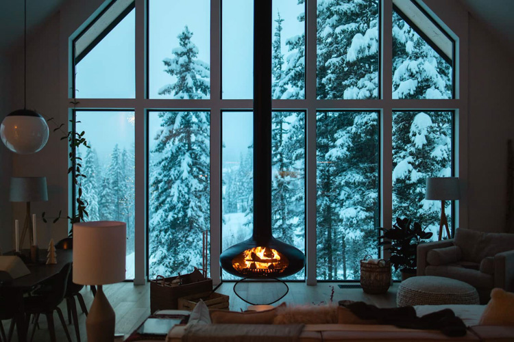 Cabin Escape: A Dreamy Scandi Inspired Ski chalet in Whitefish