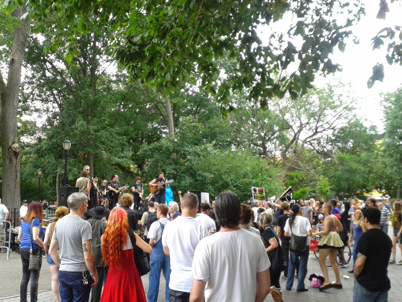 La Mari por el mundo Concrete Jungle