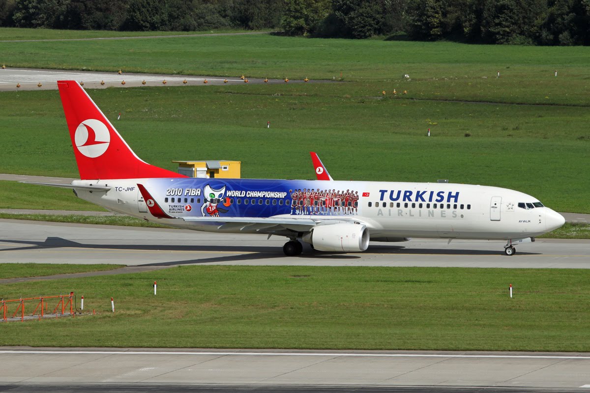 http://1.bp.blogspot.com/-JPJfICme0EM/TvnSr5_vEhI/AAAAAAAAHMs/T8o9rrXuiac/s1600/boeing_737-800_turkish_airlines.jpg