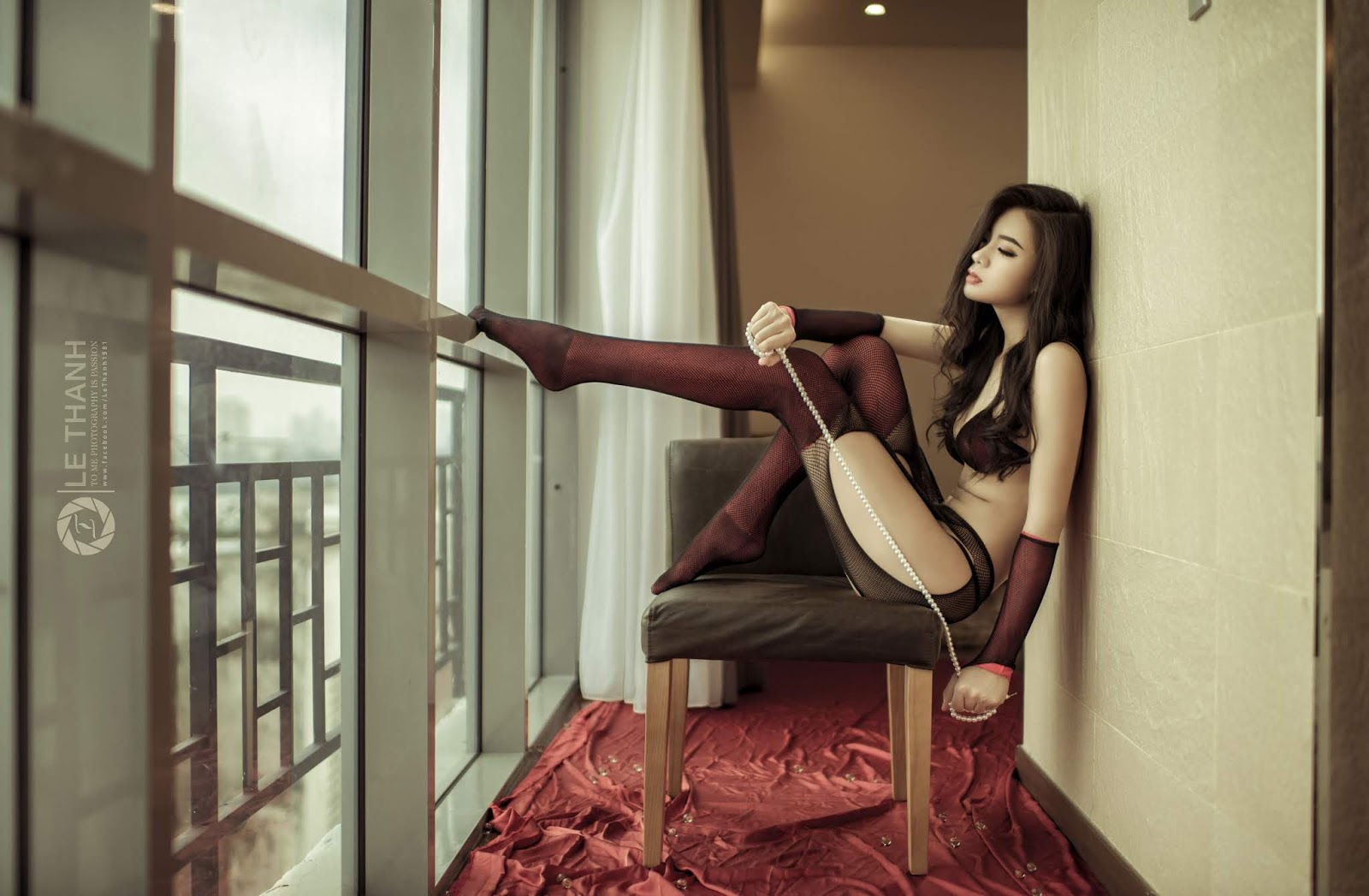 Очень худые ноги. Худая озабоченная. Худая озабоченная. Азиатка на лестнице. Сестры леденевы анорексия.