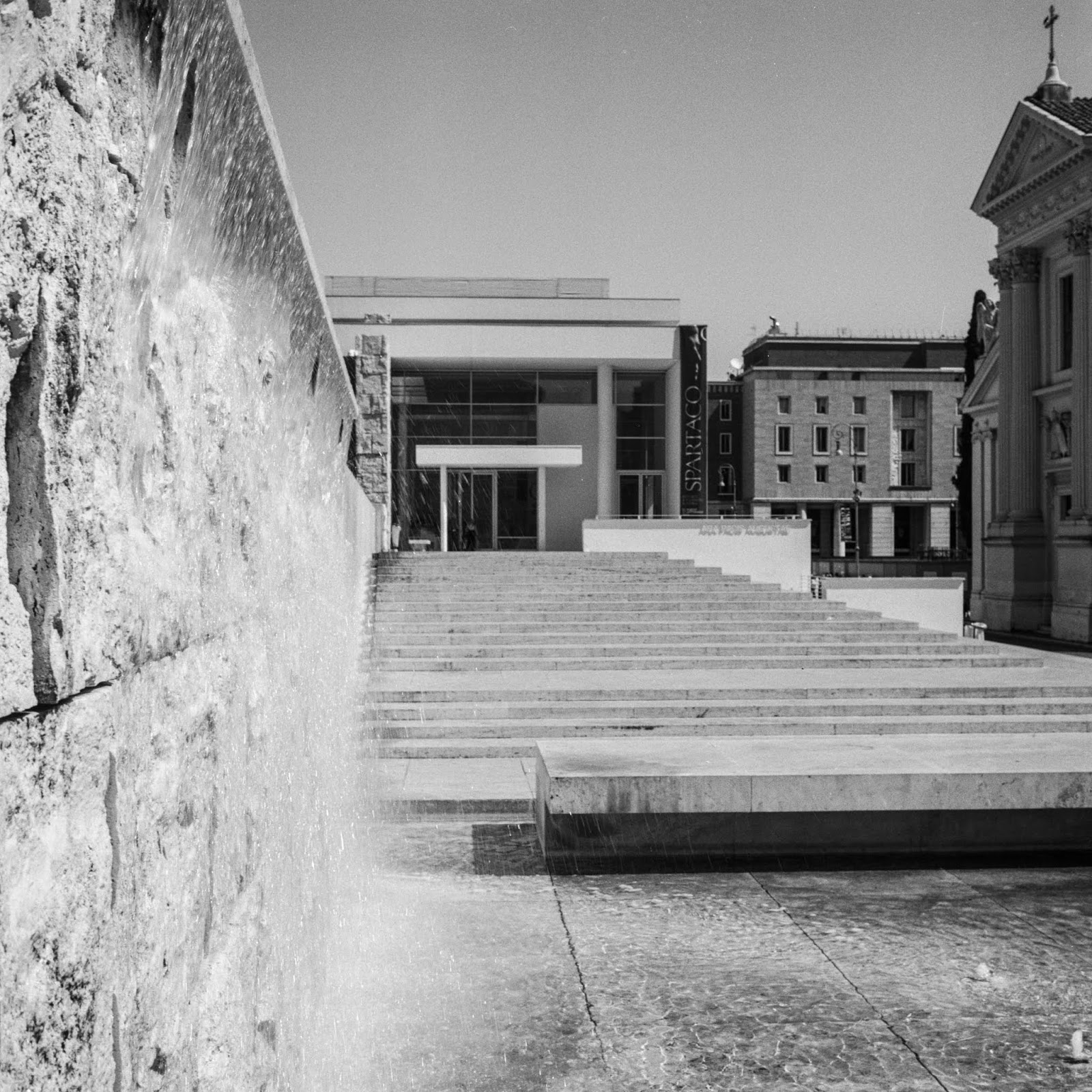 Rangefinder Chronicles Yashica Mat Roma Tlrtuesday Review No 18