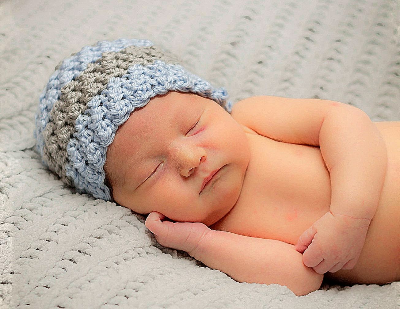 New Born Baby Wallpaper  New Born Baby Photos  Cool Wallpapers