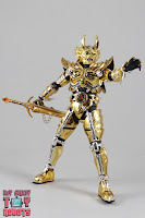 SH Figuarts Shinkocchou Seihou Garo (Saejima Raiga) 12