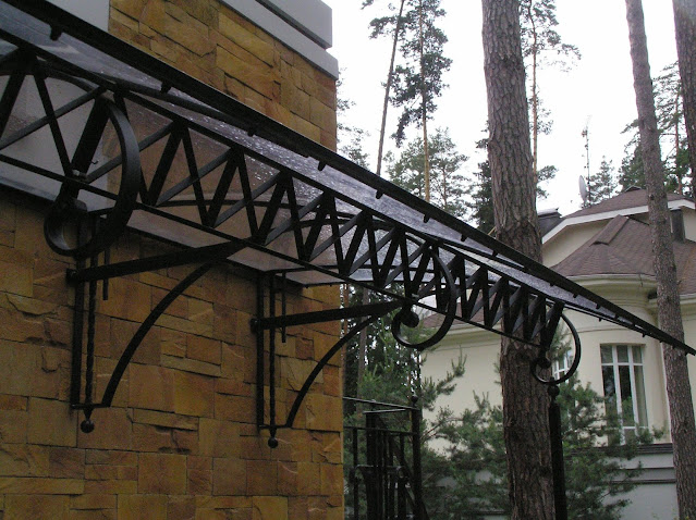 Кованые козырьки и навесы 