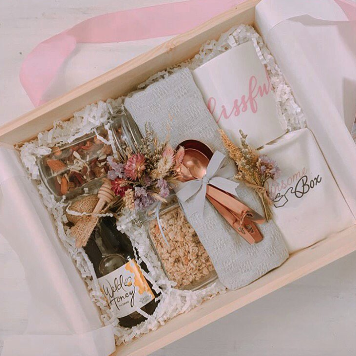 Best Instagram Shops for Personalized Gifts for Christmas