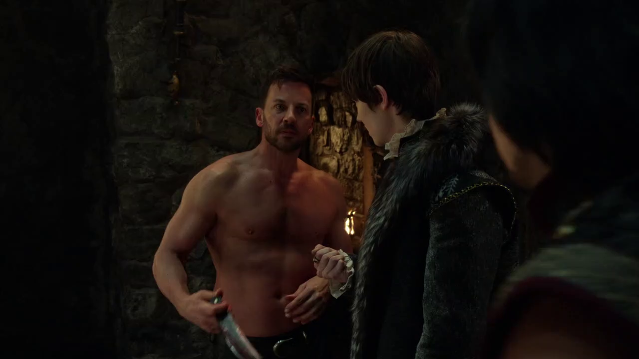 Craig Parker shirtless in Reign 3-14 "To The Death" .