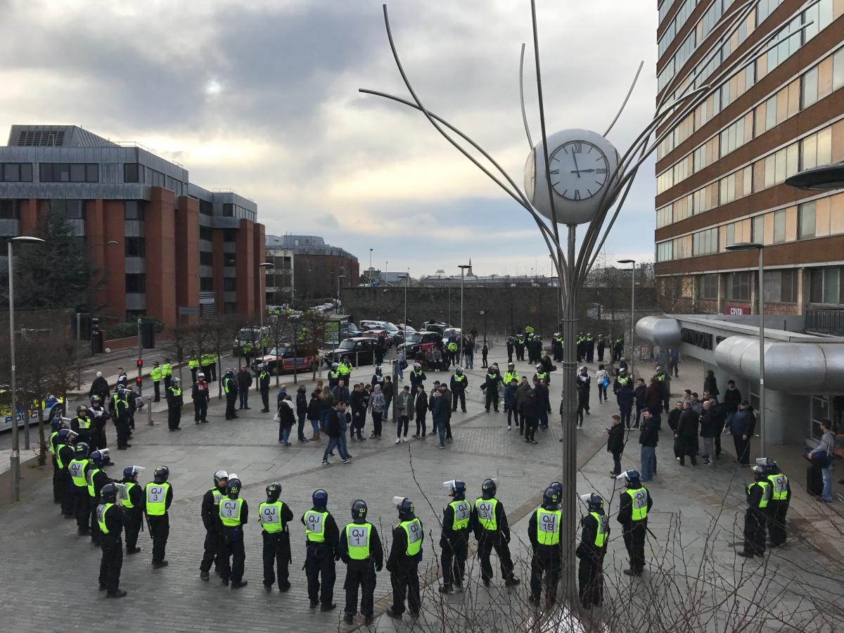 Football Hooligan Pictures ELEVEN PICTURES Swindon v Oxford 5 Feb 2017