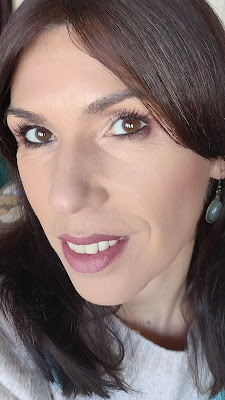 rostro Paleta Crystal Power de Essence 10