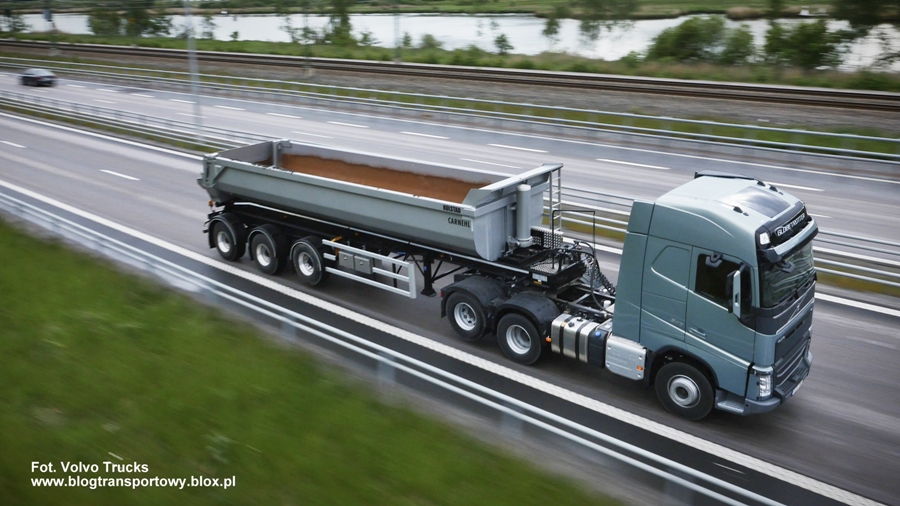 Blog Transportowy Volvo podnoszona druga oś napędowa