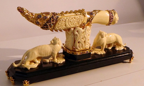 gaddafi dagger $10million