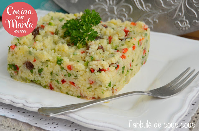 tabulé o tabbule de cous cous con verduras, ensalada fría marroquí, moruna, siria, líbano, receta casera, fácil, rápida, cocina con marta