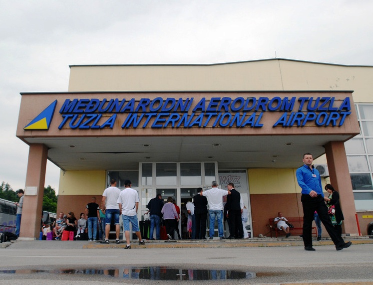Tuzla Airport maintains growth