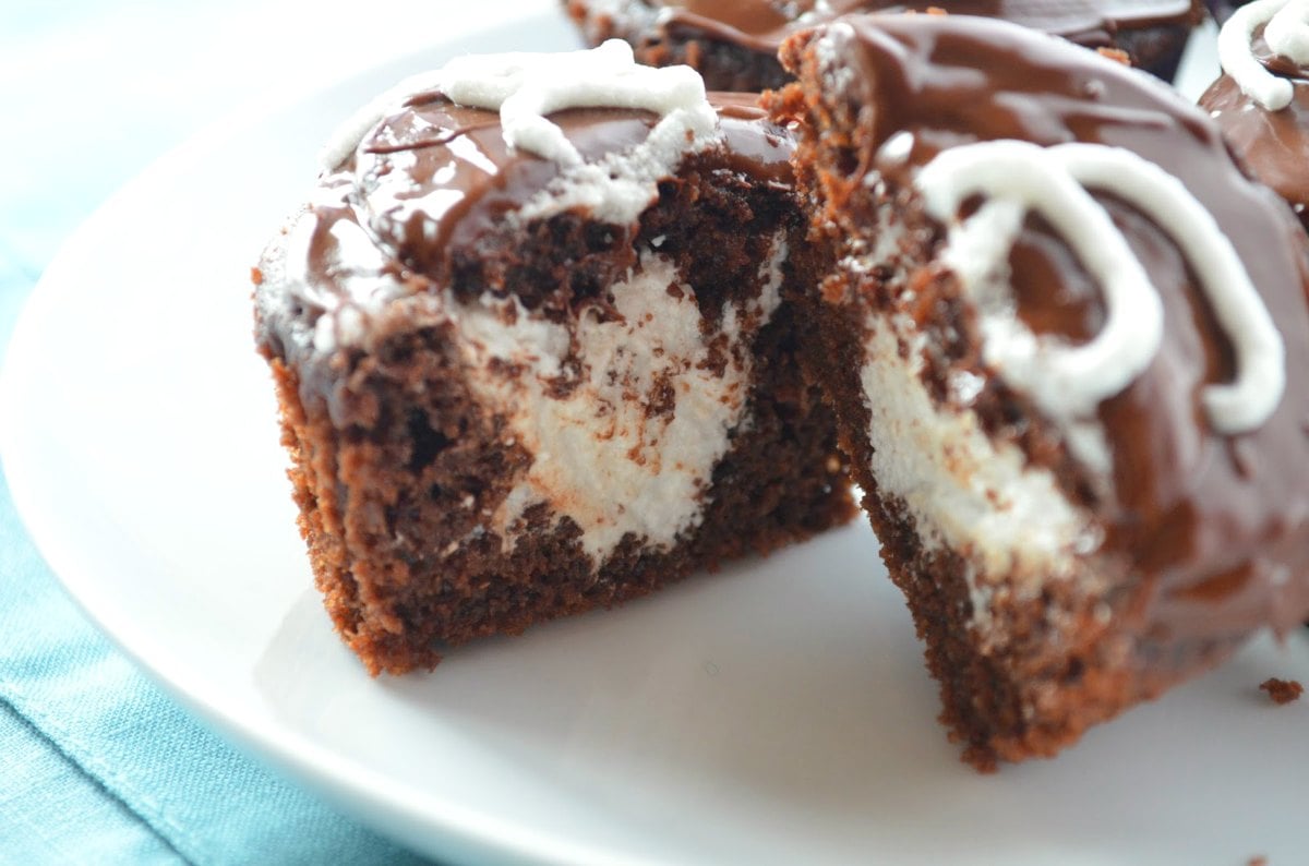 Homemade Marshmallow Fluff Recipe Serena Bakes Simply From Scratch