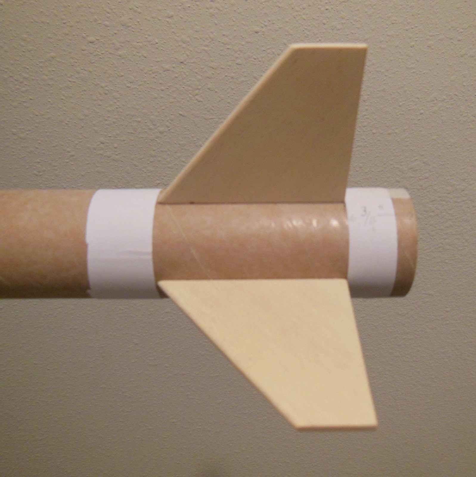 Model Rocket Building Estes Bullpup Build Part 5, Fin Gluing