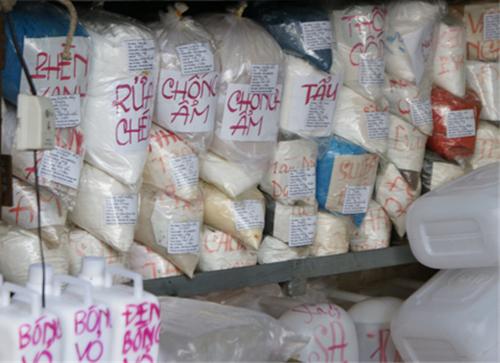 Cẩn thận với sữa đậu nành làm từ... hóa chất Trung Quốc