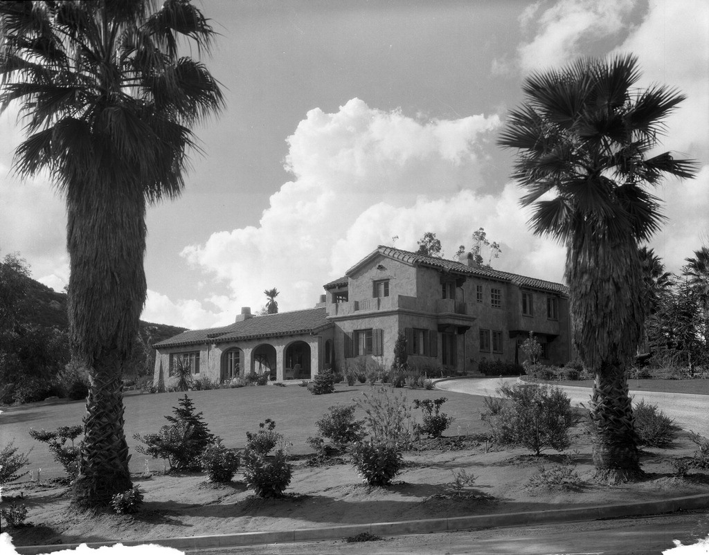 LA IMAGEN DEL SIGLO.: AVERY EDWIN FIELD