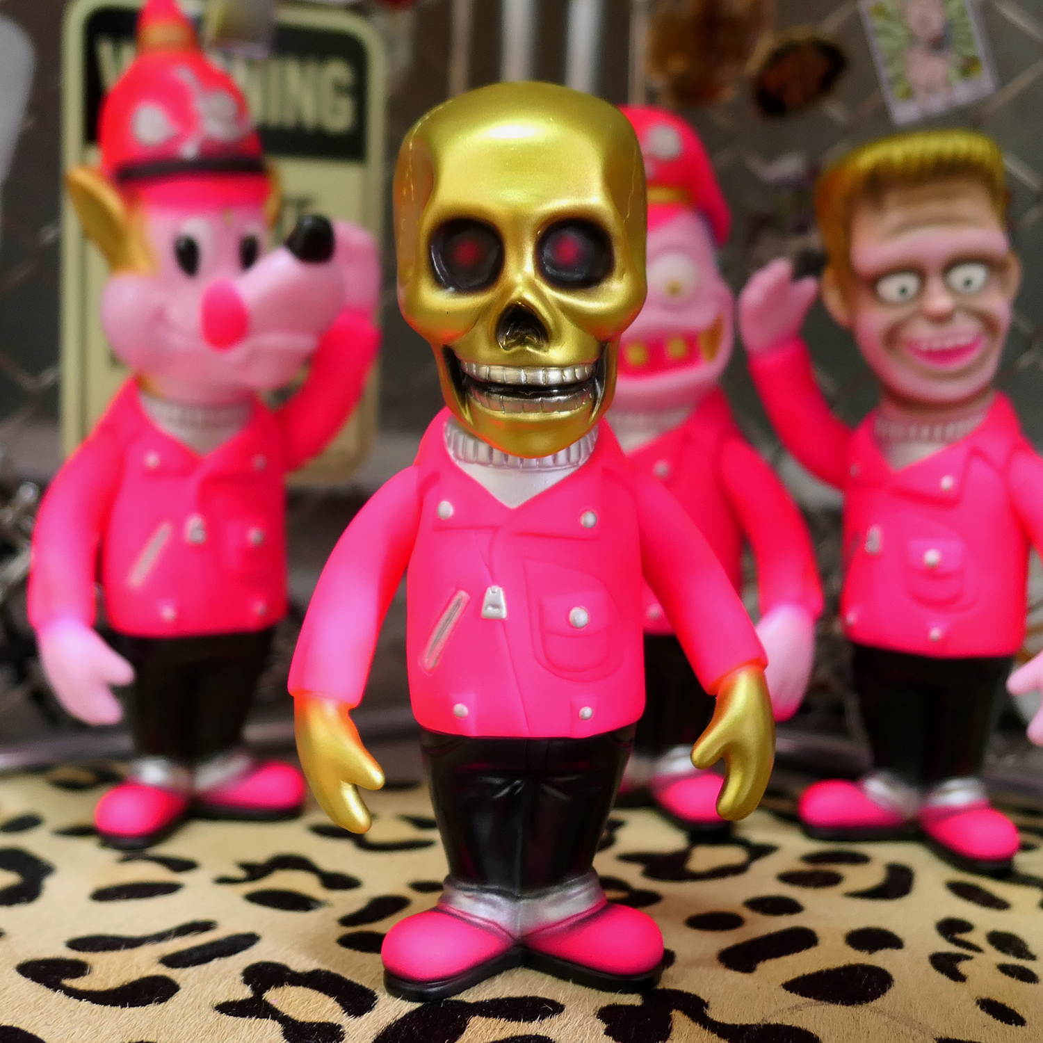 BlackBook Toy Blog: A DOPE TOY SUPPLY: Neon PUNX!!