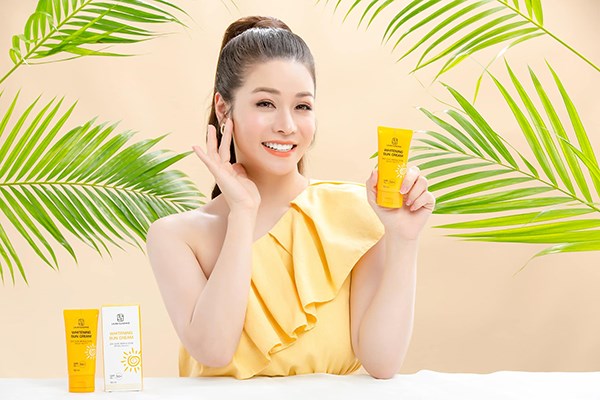 Kem chống nắng dành cho da mặt Laura Sunshine Whitening Sun Cream SPF50+PA++++ 50ml