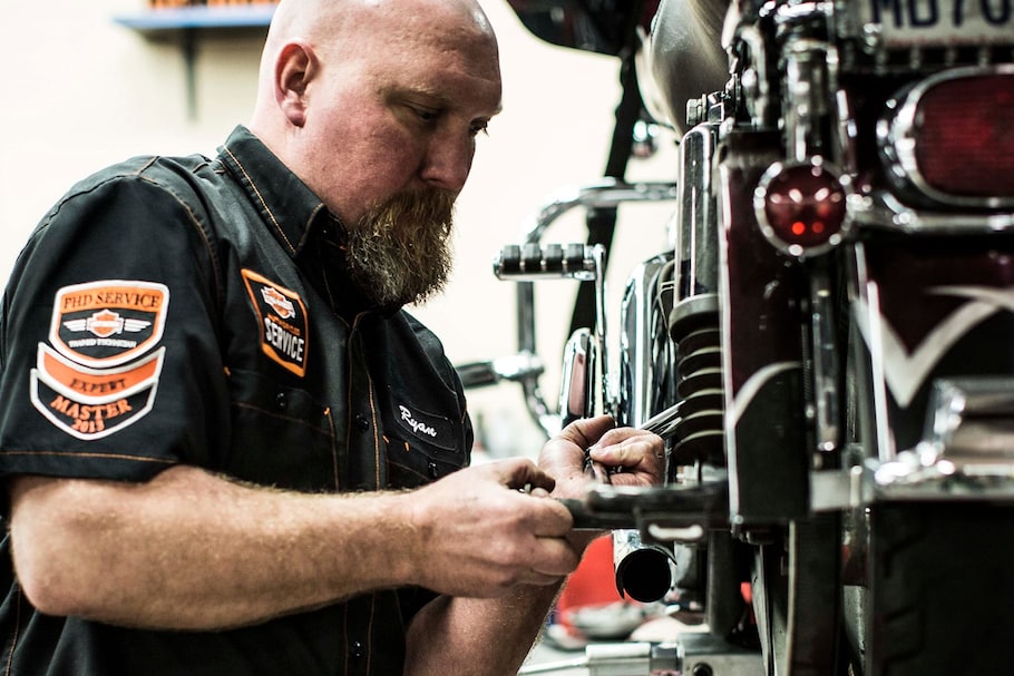 How to a Harley Davidson Motorcycle Service Technician