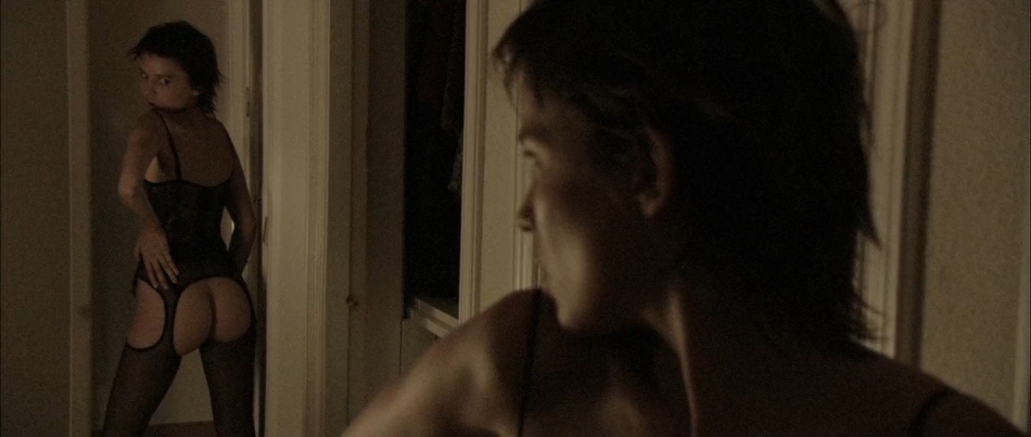 LUCIA E O SEXO (LEGENDADO / 1080P) - 2001 Batch_Sex.and.Lucia.%2528L%25C3%25BAcia.e.o.Sexo.2001%2529.1080p.BRRip.x264.Legendado.mkv_snapshot_01.11.34.624
