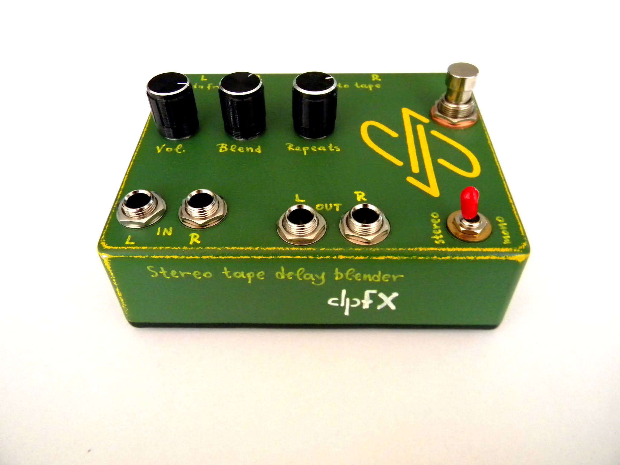 Blender for Custom tape delays, stereo dpFX Pedals