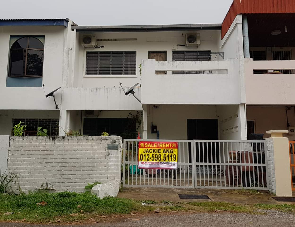 IPOH GARDEN TERRACE HOUSE FOR SALE / FOR RENT 怡保花园双层排屋出售/出租