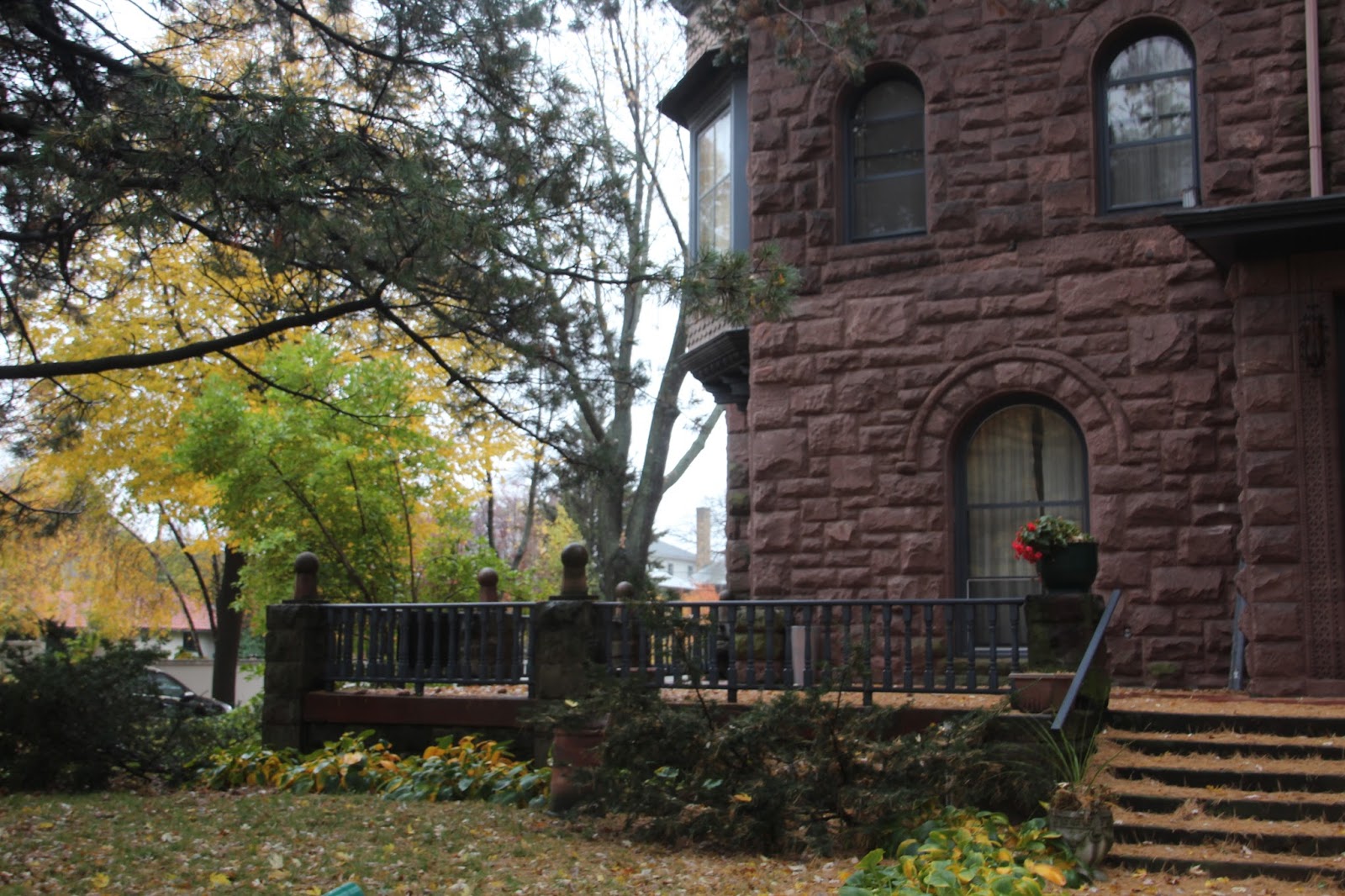 VISUAL SAINT PAUL The Chauncey Griggs Haunted House