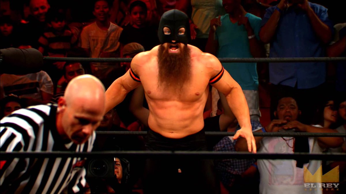 Matt Cross assina com a MLW