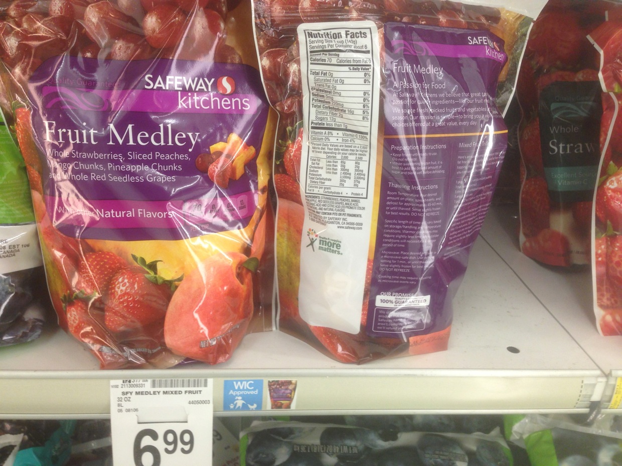 Healthy Grocery Fruit Medley, Safeway Kitchens, 2 lb Safeway