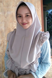 https://www.ok-rek.com/2017/12/khimar-serut-n-khimar-ruffle-diamond.html