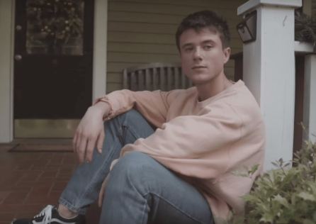Blog Newbie Let Me Down Slowly Alec Benjamin Terjemahan Lirik Lagu Barat Newbie