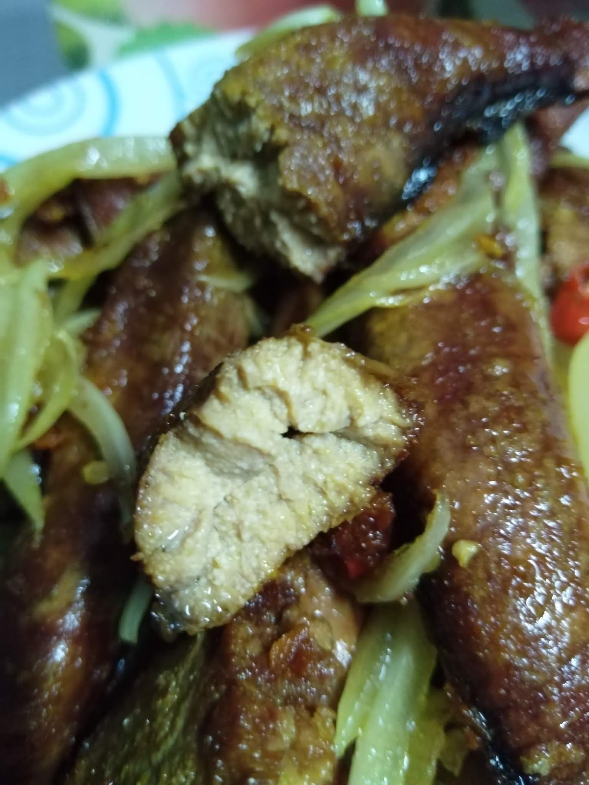 namakucella TELUR IKAN GORENG KUNYIT vs ASAM PEDAS SARDIN