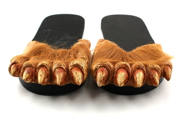 COUNTDOWN TO DAD’S DAY GIFT GUIDE: Day 4- Werewolf Feet Slippers ...