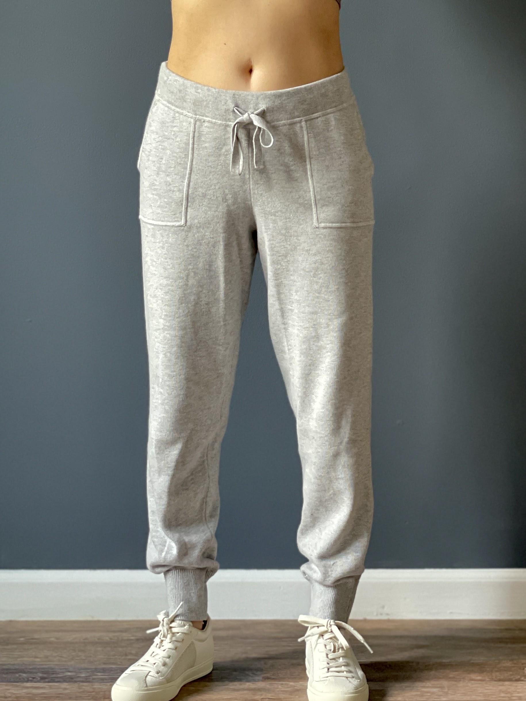 Louis Vuitton grey sweatpants in super soft knit Cashmere ref