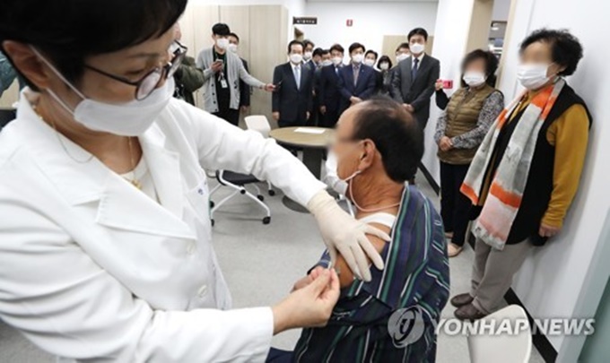 이 이미지는 대체 속성이 비어있습니다. 그 파일 이름은 %25EC%2597%25B0%25ED%2595%25A9%2B%25285%2529.jpg입니다