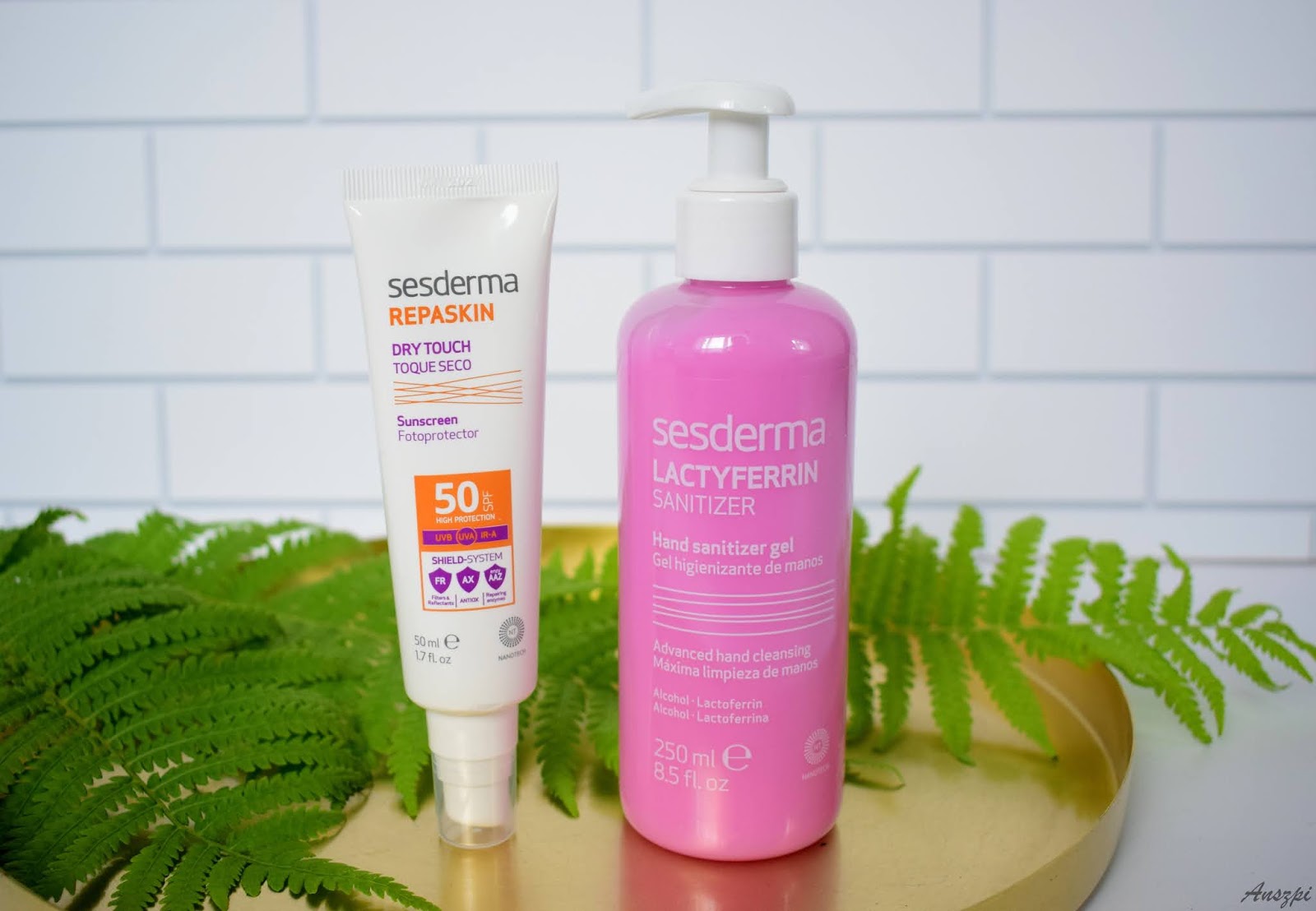 Ochrona z marką Sesderma: krem ochrony SPF50 i żel do dezynfekcji rąk ...