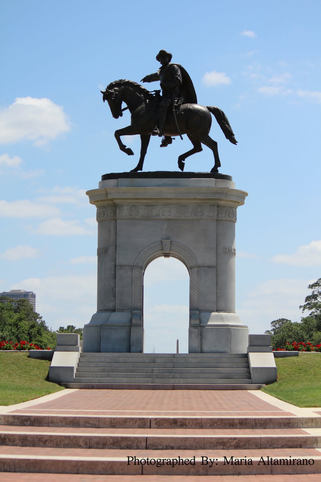 Perspective Of A Photographic Mind Sam Houston Horse Statue Arch