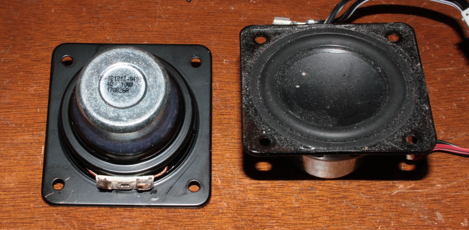 Gætte ophavsret bunke Khron's Cave: #48 JBL Charge 3 Bluetooth speaker teardown