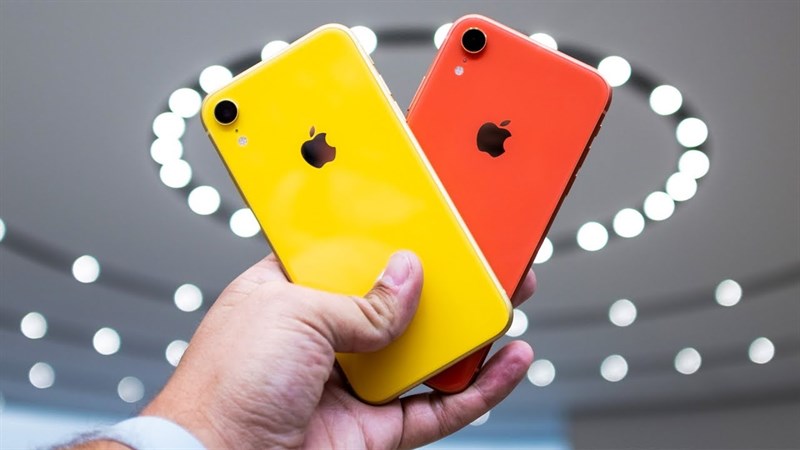 Mẫu iPhone giá dưới 5 triệu cùng “truyền nhân tai thỏ“ hot bậc nhất hiện nay
