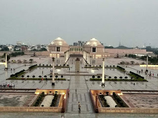 Ambedkar Memorial Park In Lucknow-Elephant Gallery-Lucknow City Tour-Mayawati Park